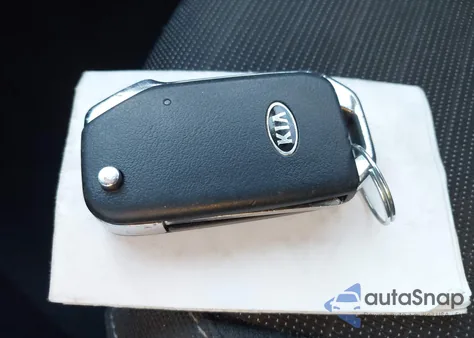 2019 Kia Forte S z USA, uszkodzony, nr VIN 3KPF34ADXKE015853